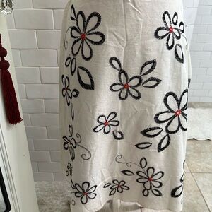 Carole Little Linen Embroidered Silk lined White Skirt 10